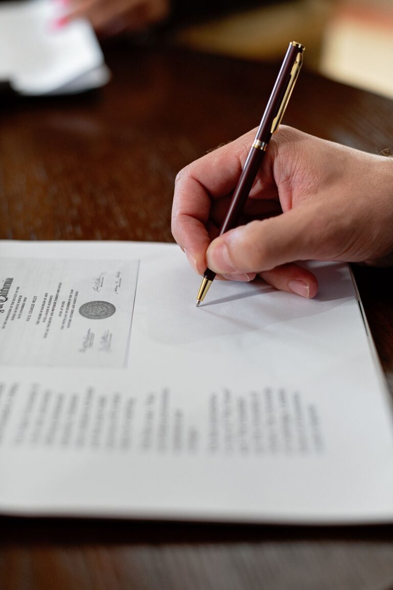 Signature d'un document de certification energetique du batiment